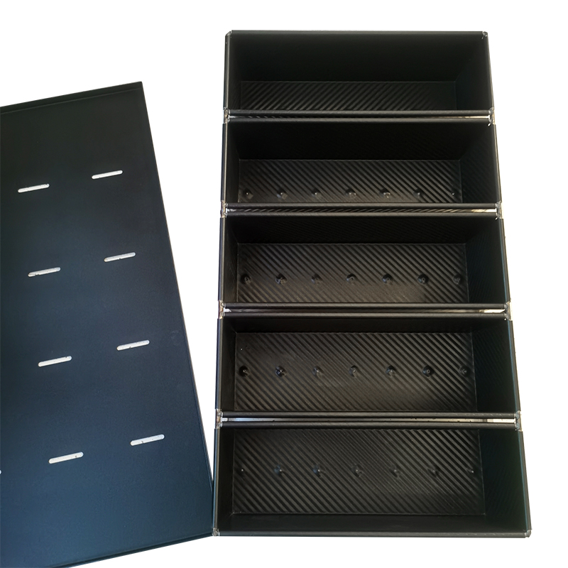 5 Straps Loaf Pan